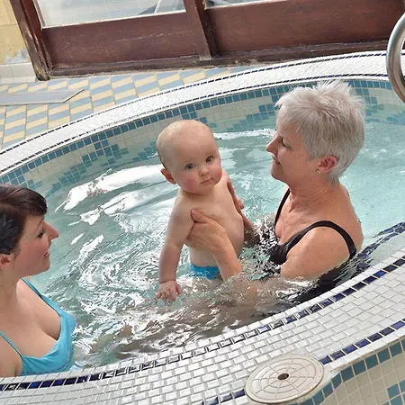 ニュービー ブリッジ 3* ニュービー・ブリッジ