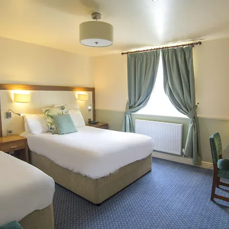 Newby Bridge Hotel Ньюбай Бридж