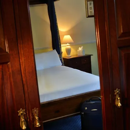Hotel Newby Bridge Hotel 3*
