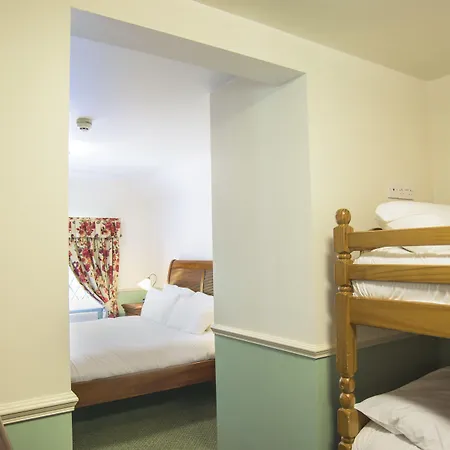 Hotel Newby Bridge Hotel 3*