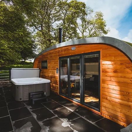 Hotel Newby Bridge Hotel 3*