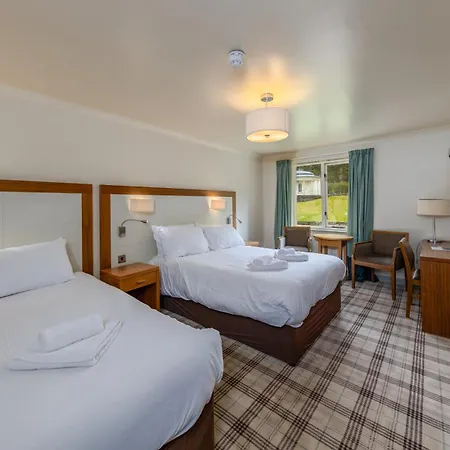 Newby Bridge Hotel 3*
