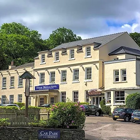 Newby Bridge Hotel 3*