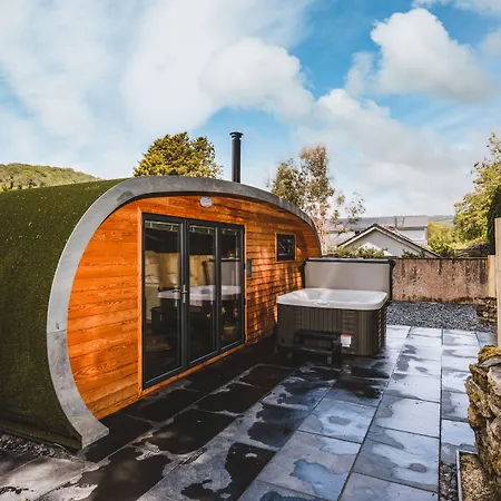 Newby Bridge Hotel Отель