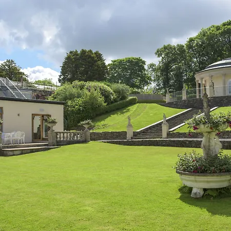 Newby Bridge Hotel 3*