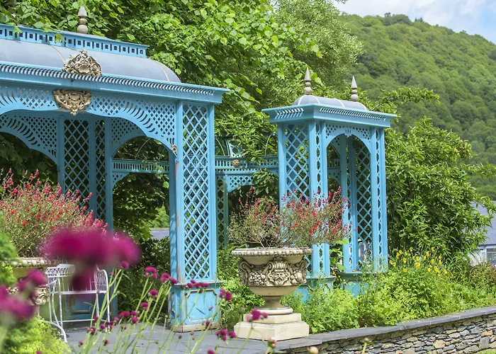 Newby Bridge Hotel 3*